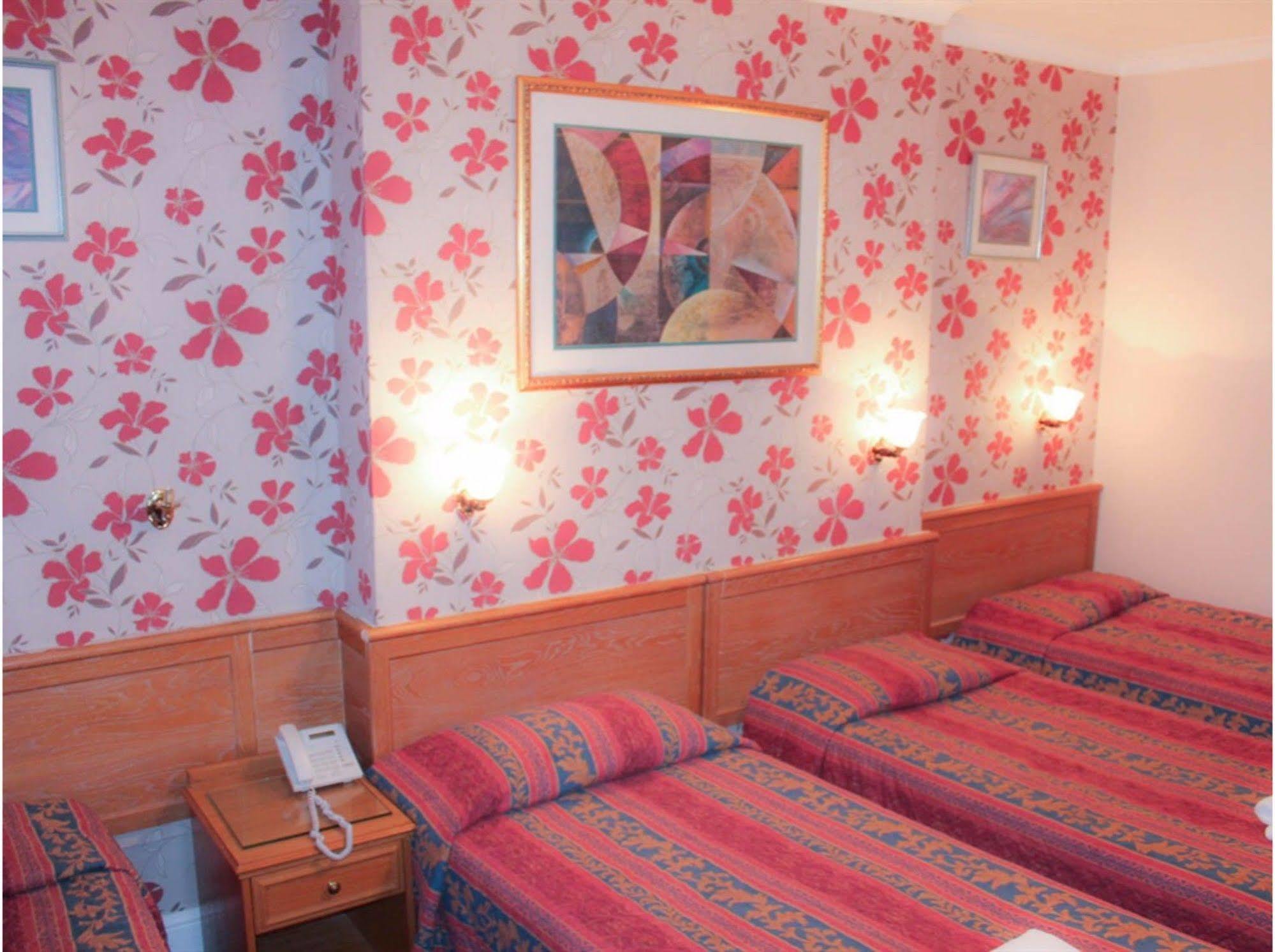 Lampton Guest House Hounslow Exteriér fotografie