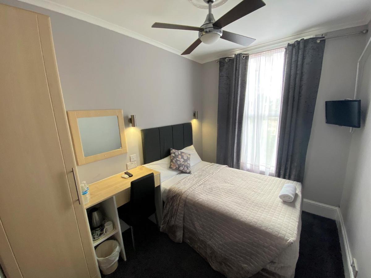 Lampton Guest House Hounslow Exteriér fotografie